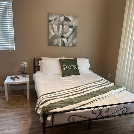 2Br Condo 15 Mins To Downtown Phoenix With Pool & Spa Luaran gambar