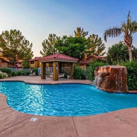 2Br Condo 15 Mins To Downtown Phoenix With Pool & Spa Luaran gambar