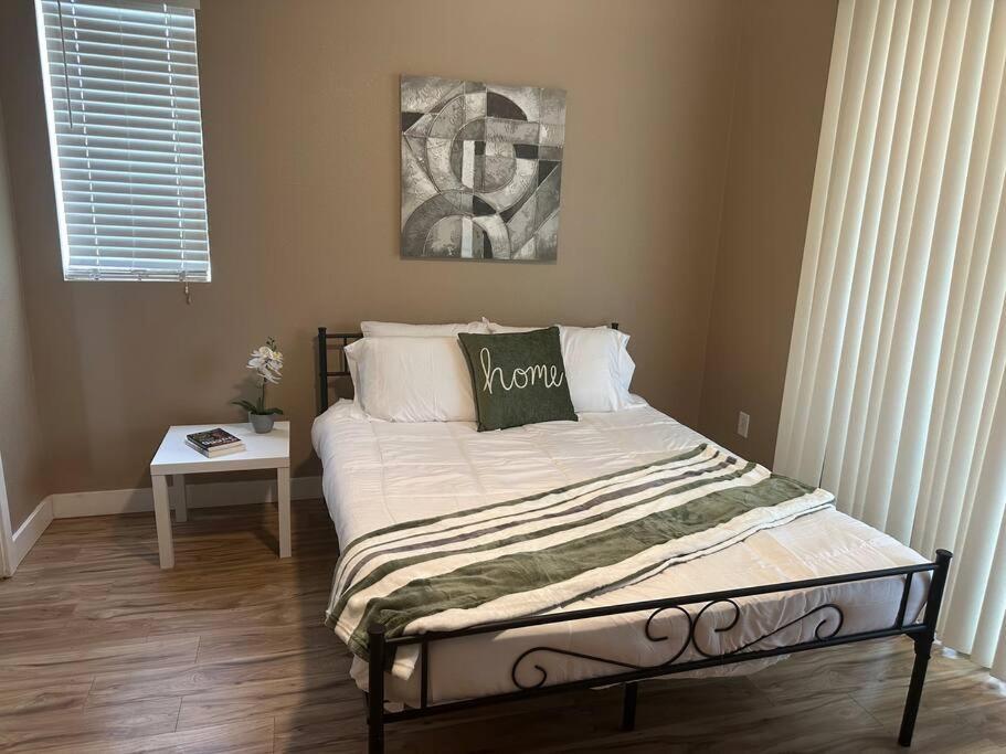 2Br Condo 15 Mins To Downtown Phoenix With Pool & Spa Luaran gambar