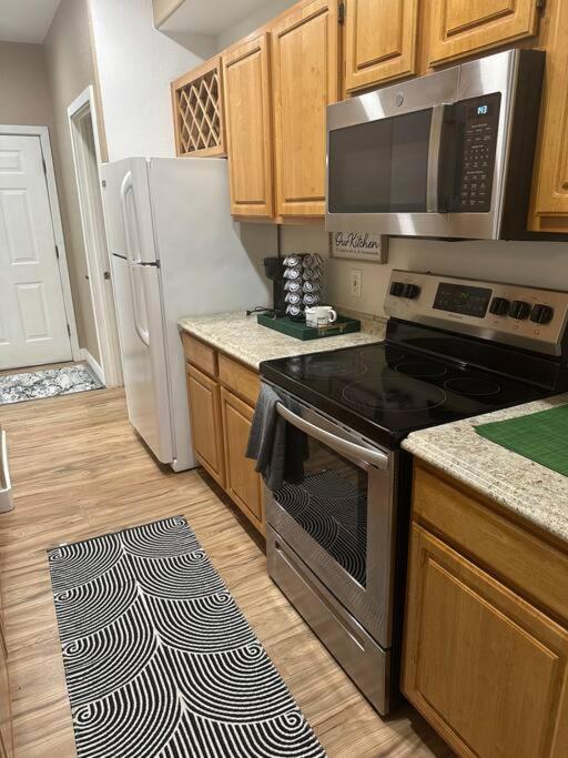 2Br Condo 15 Mins To Downtown Phoenix With Pool & Spa Luaran gambar